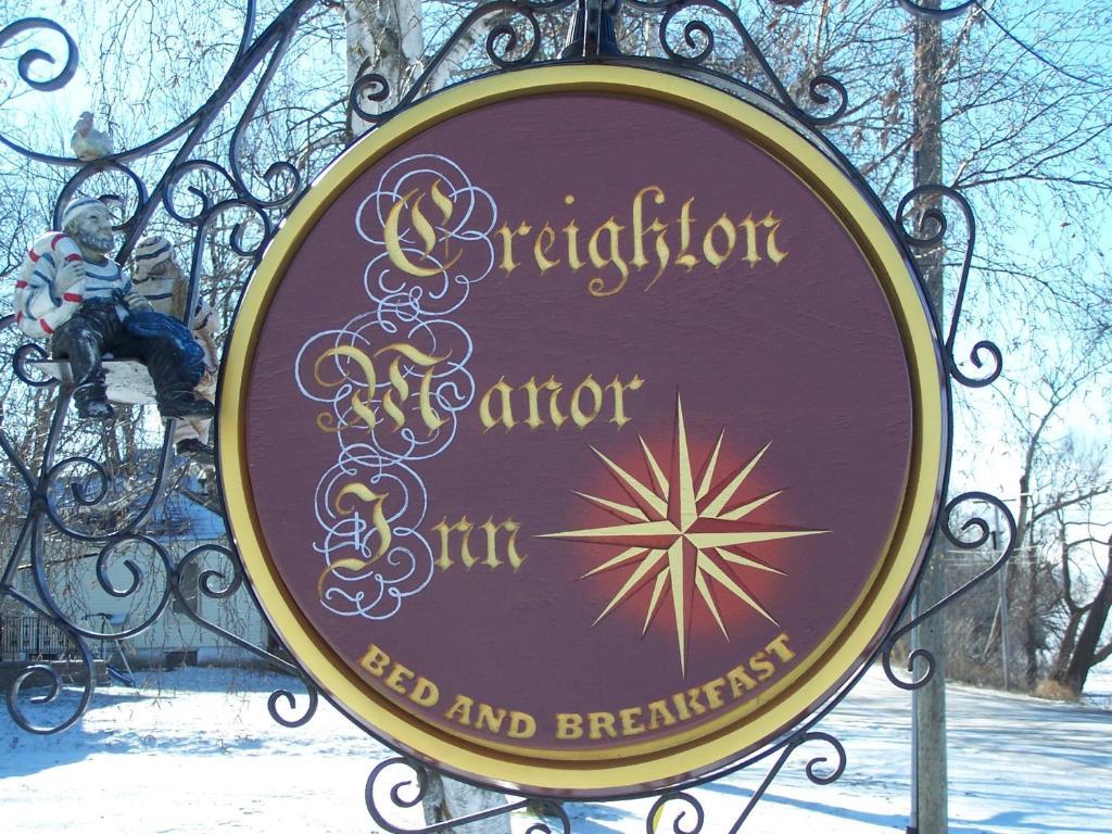 Creighton Manor Inn Bed & Breakfastオリリア エクステリア 写真